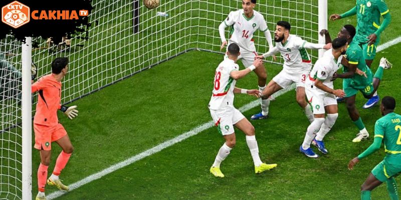 Khoảnh khắc xoay chiều lịch sử: bỏ lỡ cay đắng và bàn thắng định đoạt